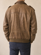 Giacca in pelle Gippy Marrone Colletto ampio Vintage Y2K (L) - indossata retro