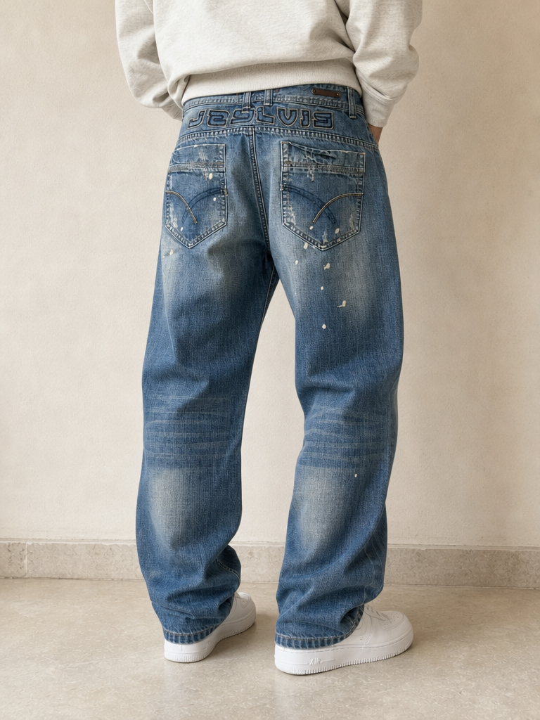 Denim Jeans Baggy Fit Light Blue Washed Embroidered Vintage Y2K Uomo (L) - indossata retro