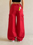 Pantaloni Pantalone Cargo Rosso Super Baggy Fit Cotton Pants Vintage Y2K Donna (XS) - indossata retro