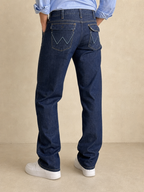 Denim Jeans Dark Blue Wrangler Low Waist Straight Fit Vintage Y2K Uomo (S) - indossata retro