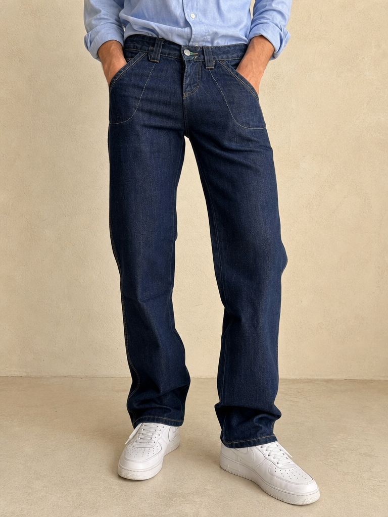 Denim Jeans Dark Blue Wrangler Low Waist Straight Fit Vintage Y2K Uomo (S) - indossata fronte