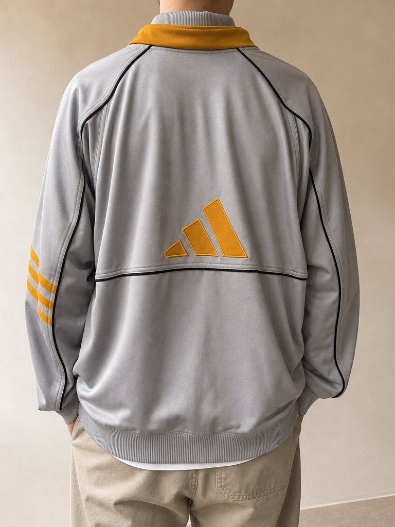 Giacca sportiva con zip adidas Grigio Vintage Y2K (M) - indossata retro