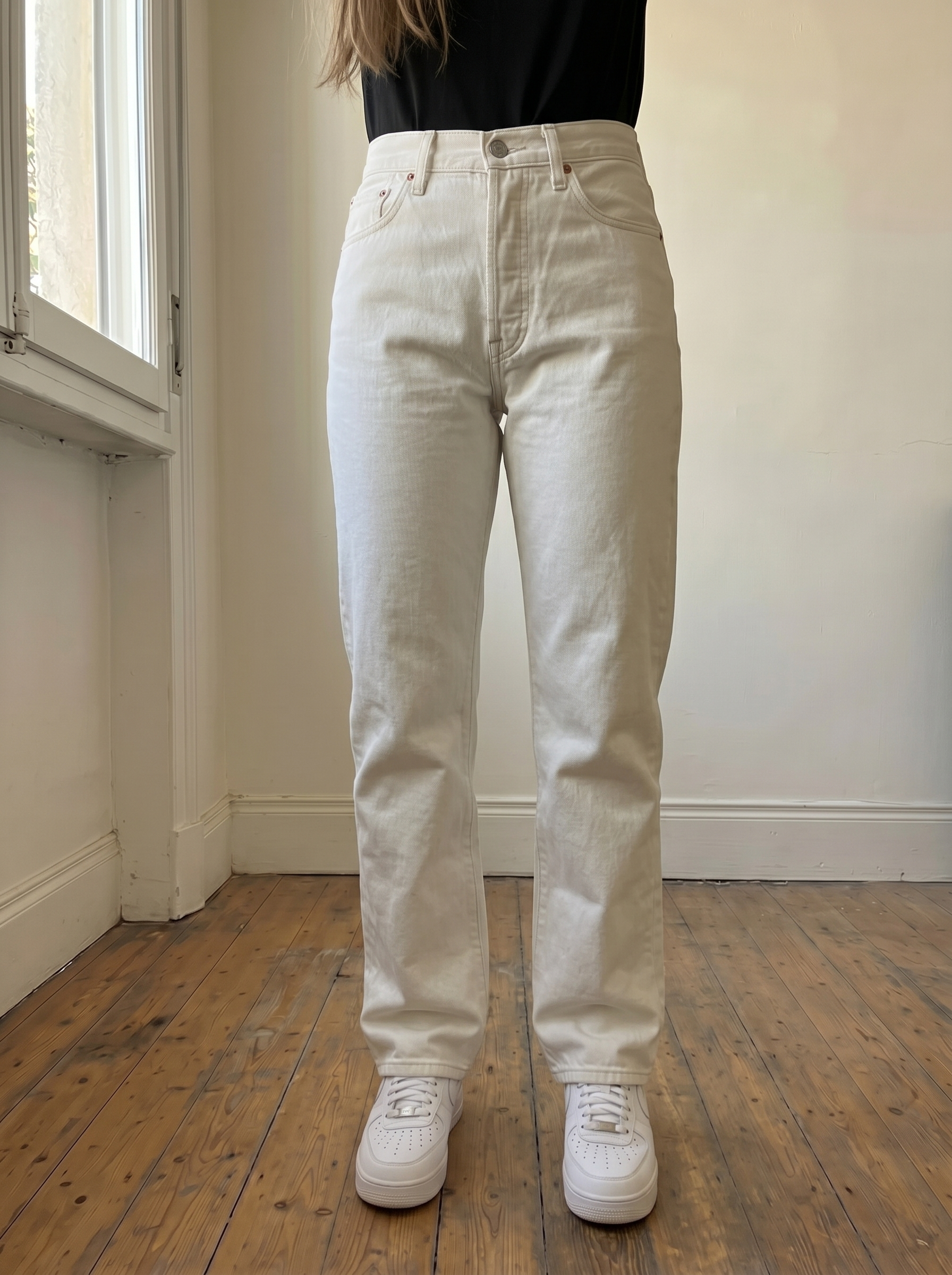 Denim Levis Baggy Fit Particular Embrodiered Butterfly (M)