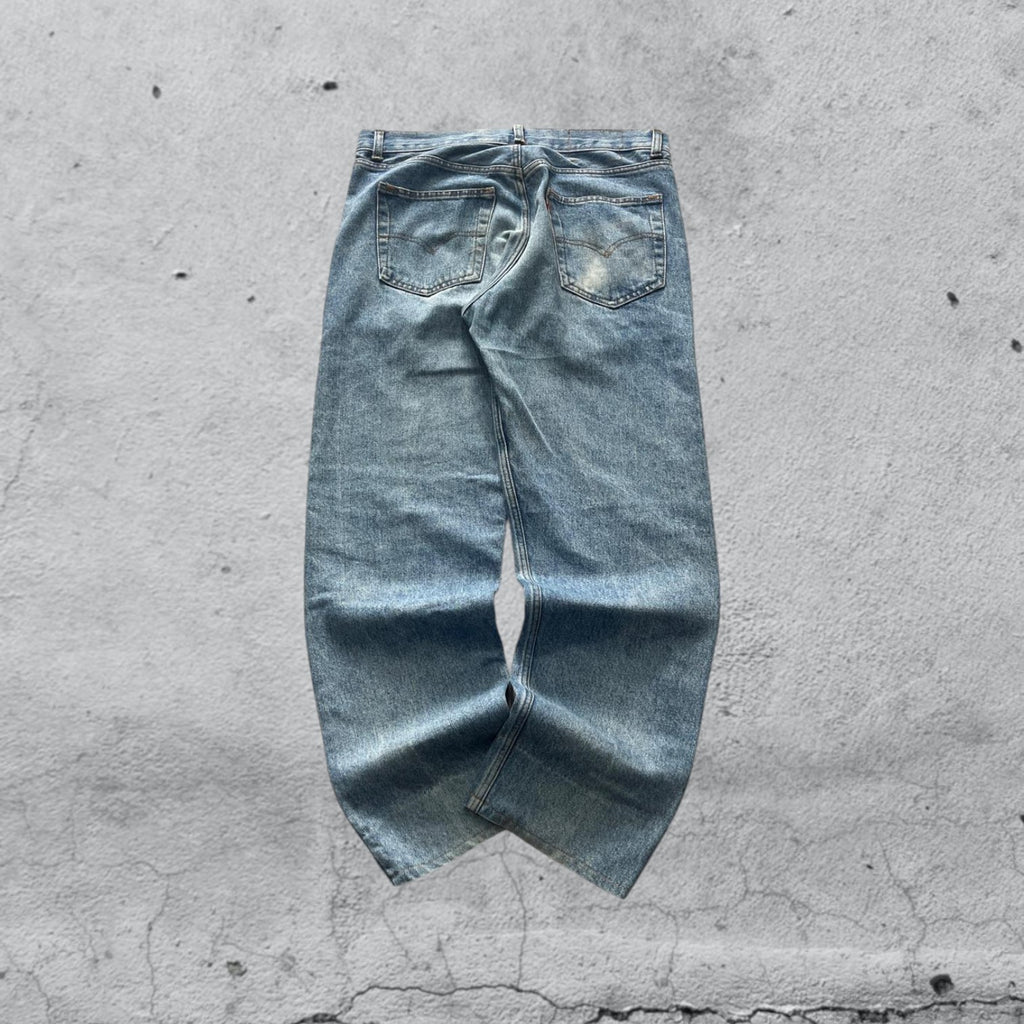 Denim Levis Straight Fit (46 - M)