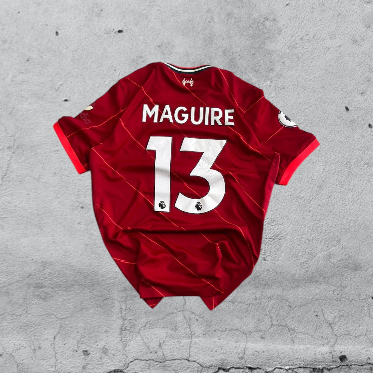T-Shirt Nike Engineered Liverpool "Maguire 13" Football Vintage Y2K 90s 2000s American Style (M)