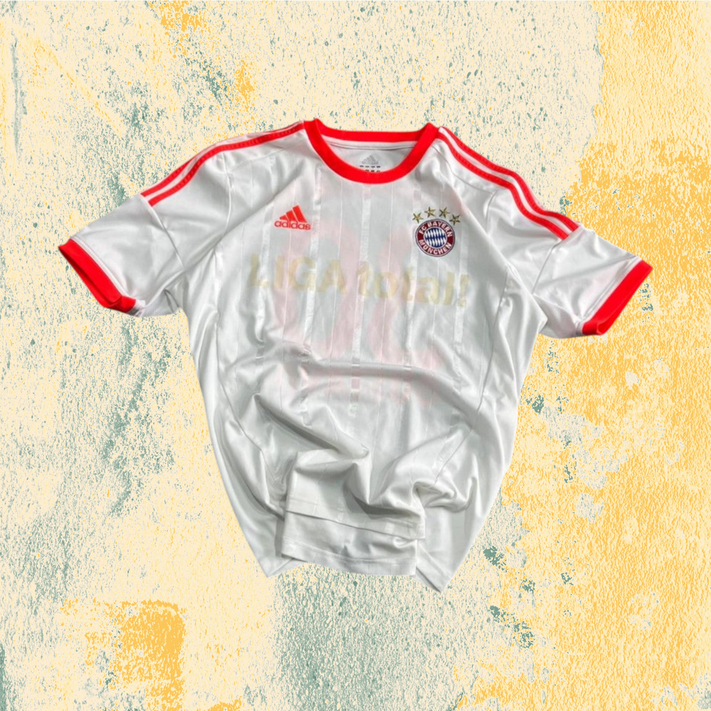 T-Shirt Adidas Bayern Monaco "Gustavo 30" Football Vintage Y2K 90s 2000s American Style (L)