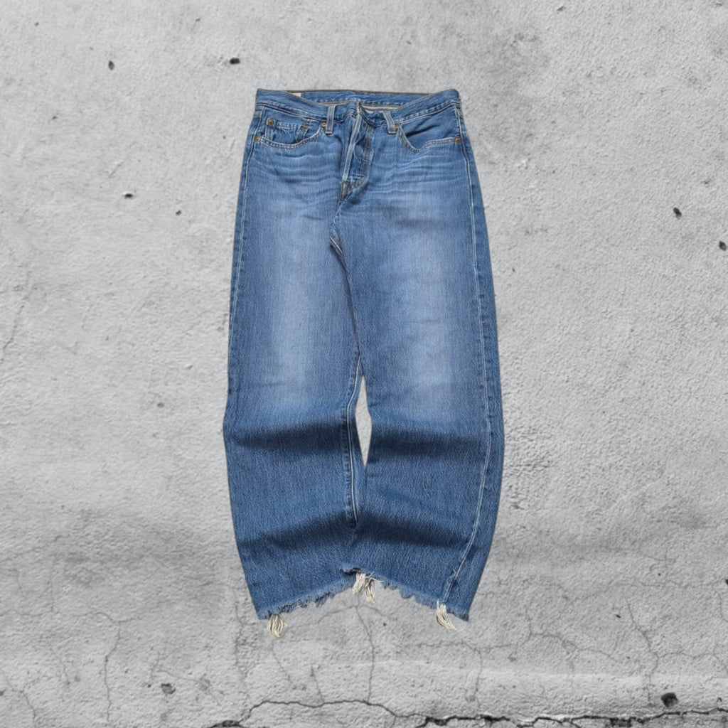 Denim Levis 501 Sfrangiato Straight Fit  (S)