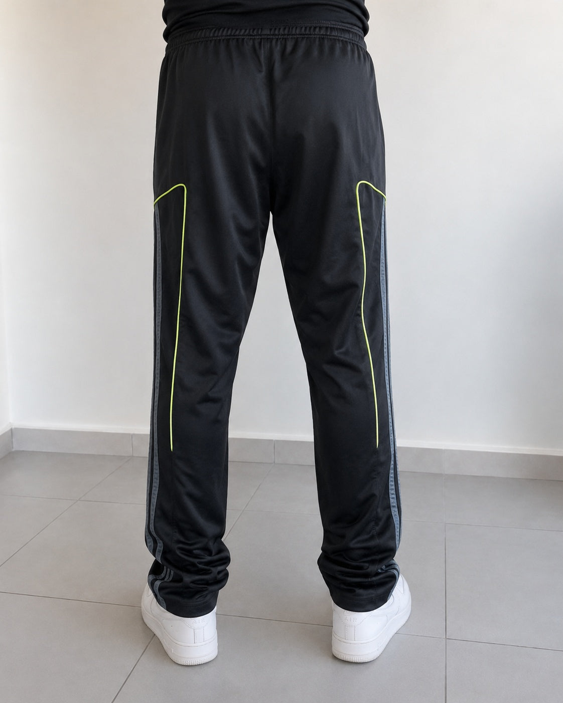 Pantatuta Adidas Baggy Fit - TrackPants Particular Vintage (L)