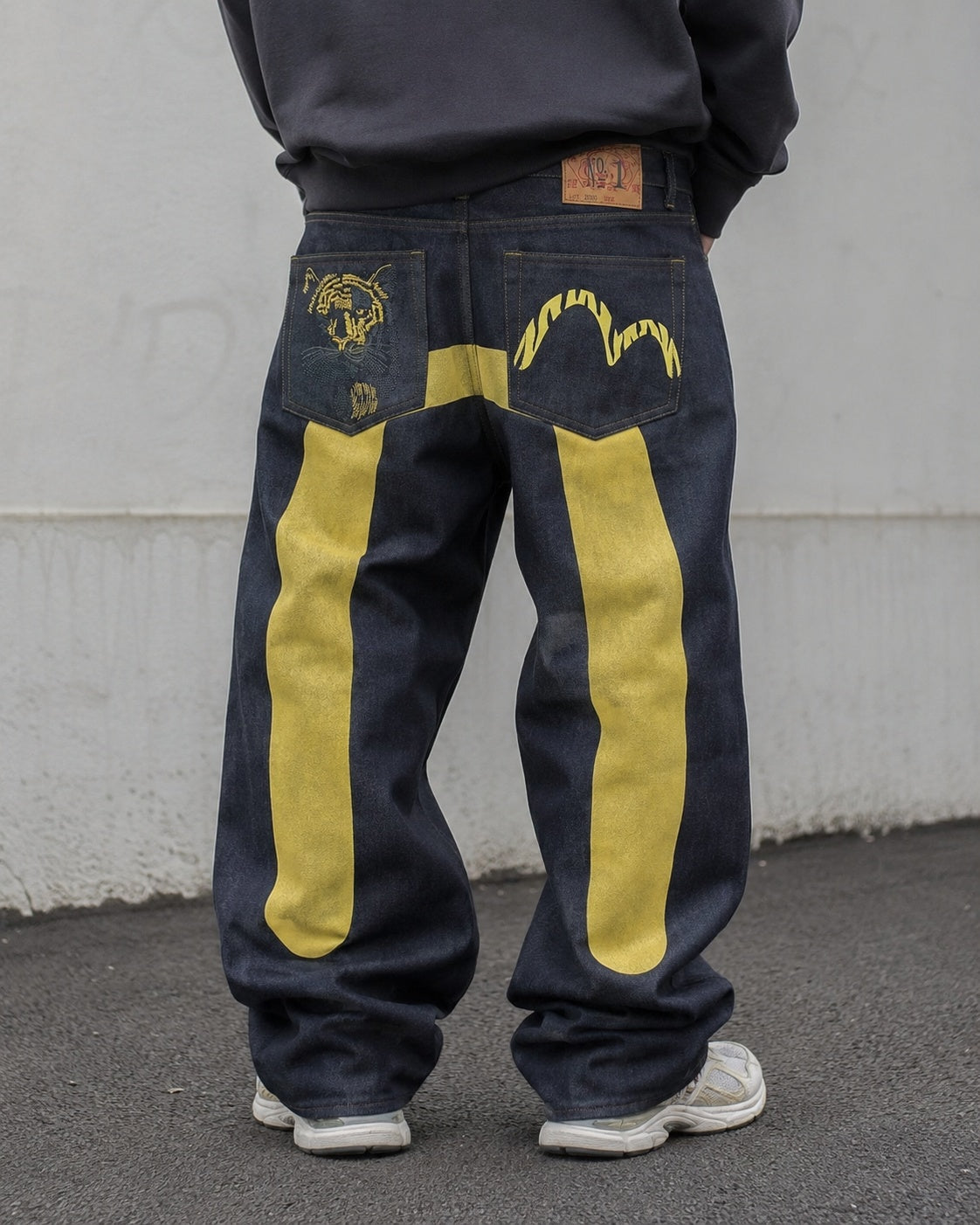 Raw Denim Jeans Evisu Painted Big Logo Embroidered (S)