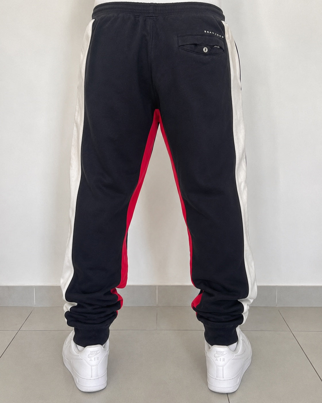 Pantatuta Slim Fit Sean John Nero e Rosso Hip-Hop Style (XL)