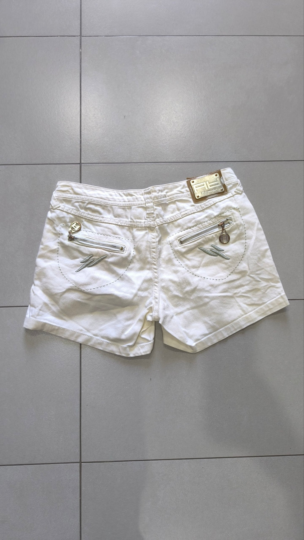 Pantaloncini bianchi donna Y2K vita bassa con zip (M)