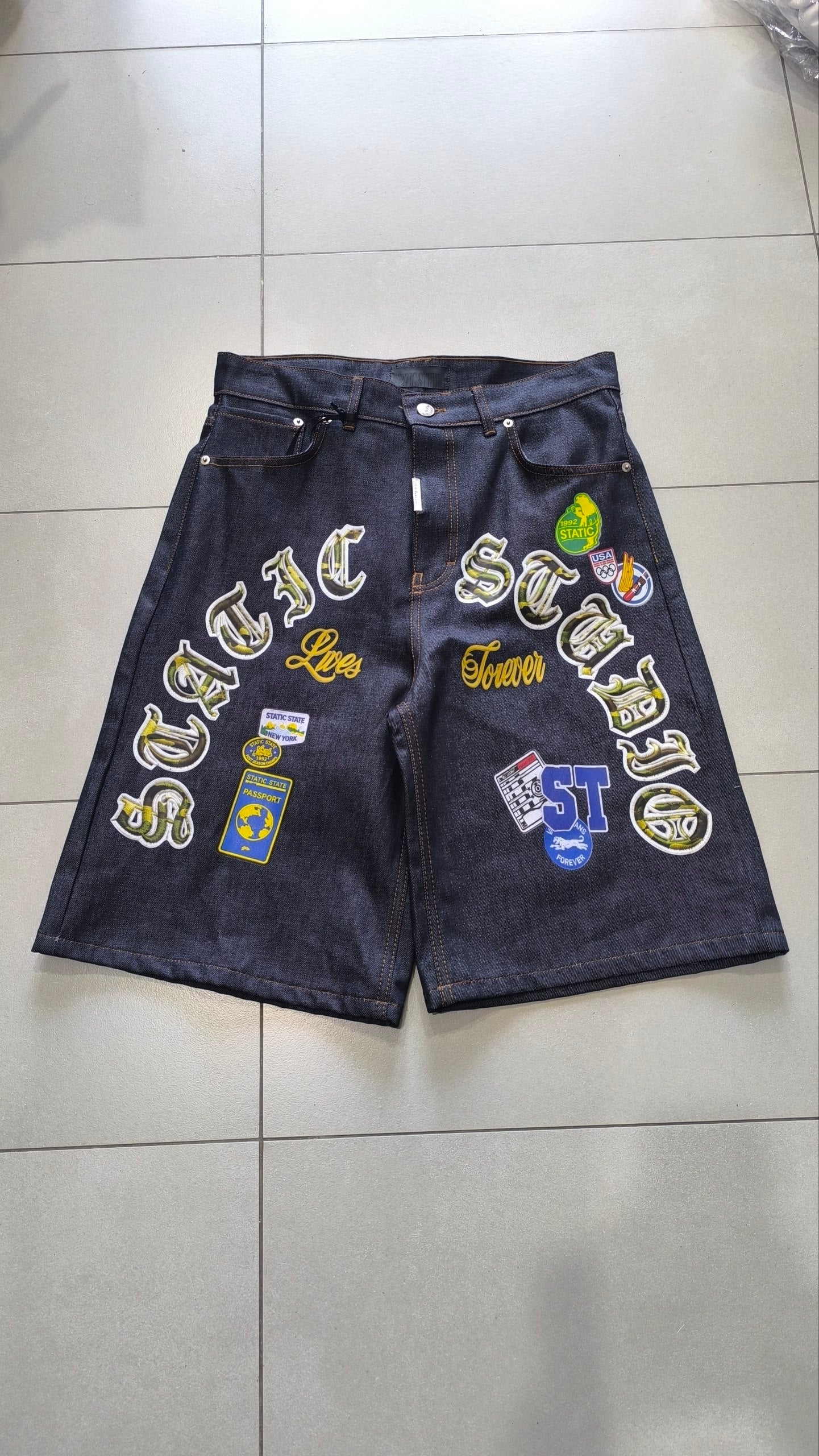 Jorts Static Studio Raw Denim Blu patch streetwear Vintage Y2K Printed Particular Hip-Hop (L)