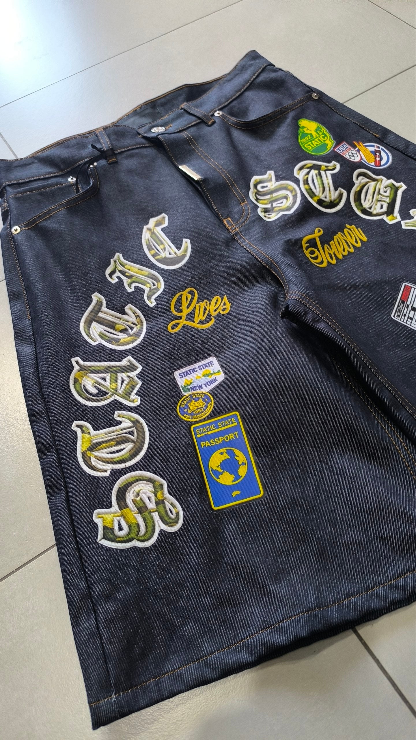 Jorts Static Studio Raw Denim Blu patch streetwear Vintage Y2K Printed Particular Hip-Hop (L)