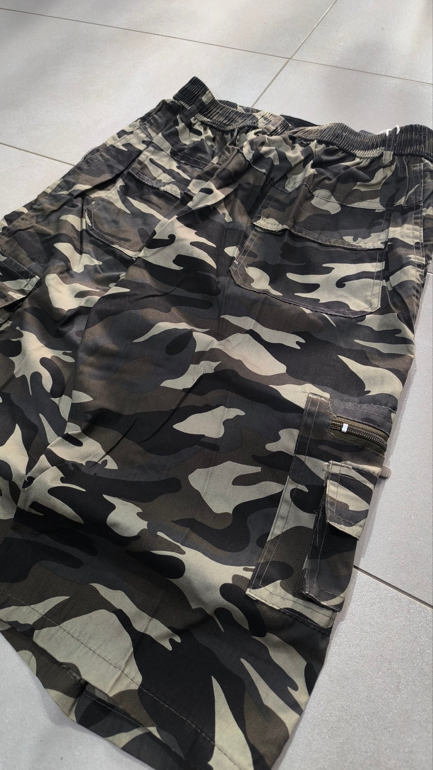 Bermuda cargo camouflage baggy vintage Y2K Jorts "Dark"