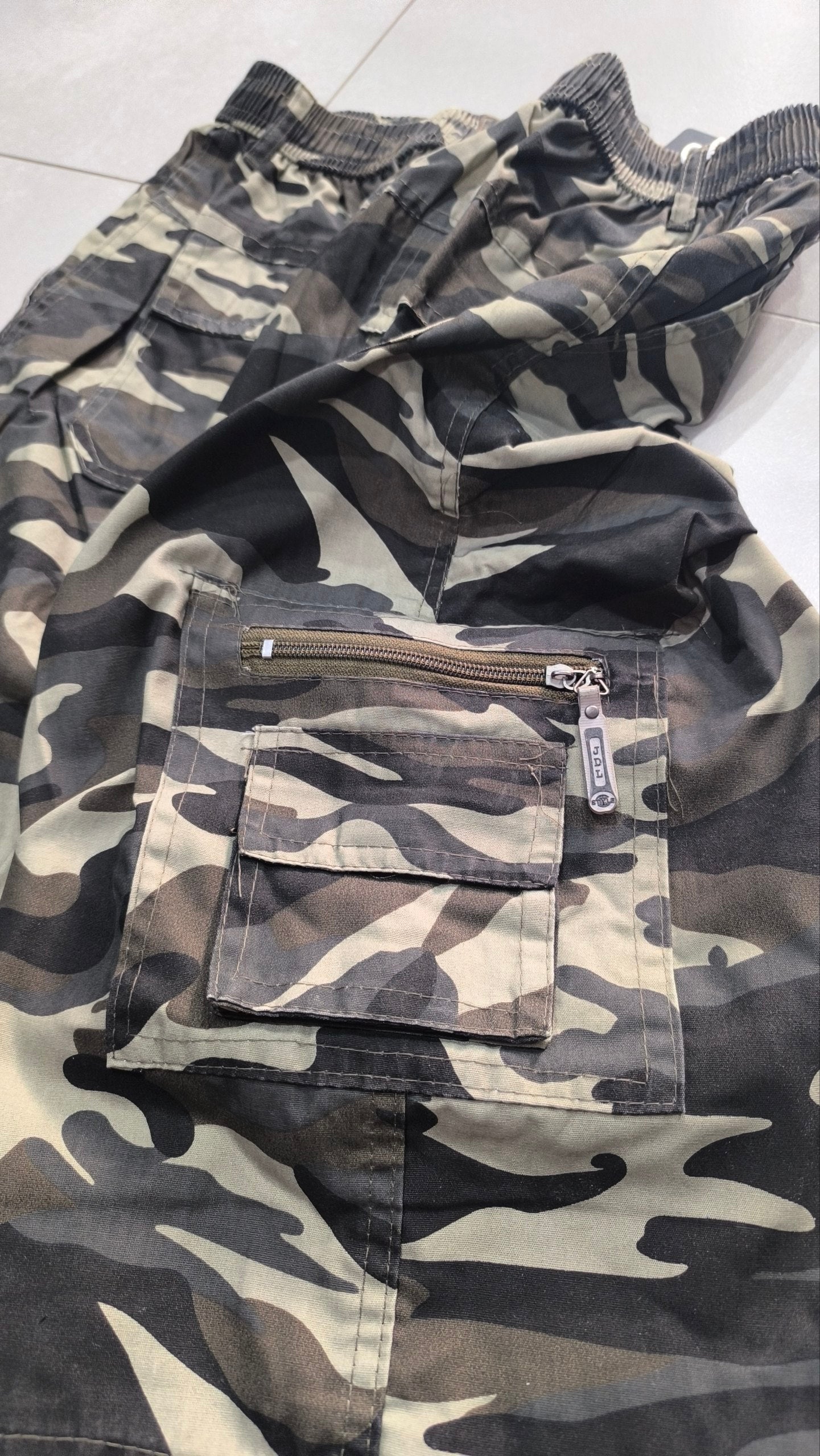 Bermuda cargo camouflage baggy vintage Y2K Jorts "Dark"