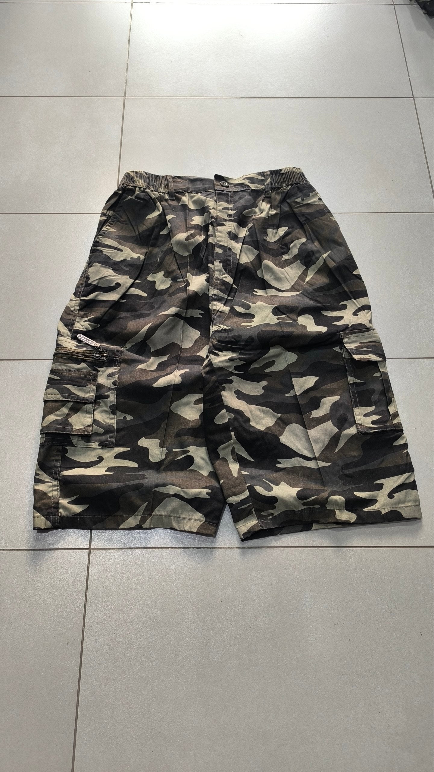 Bermuda cargo camouflage baggy vintage Y2K Jorts "Dark"