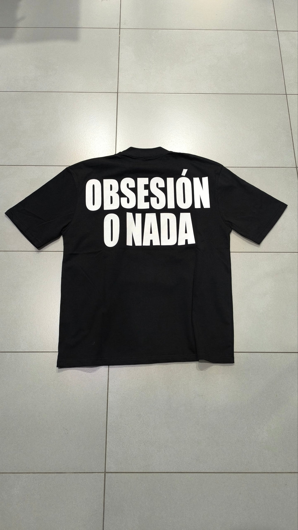 T-shirt nera uomo streetwear con stampa retro Obsesión o Nada
