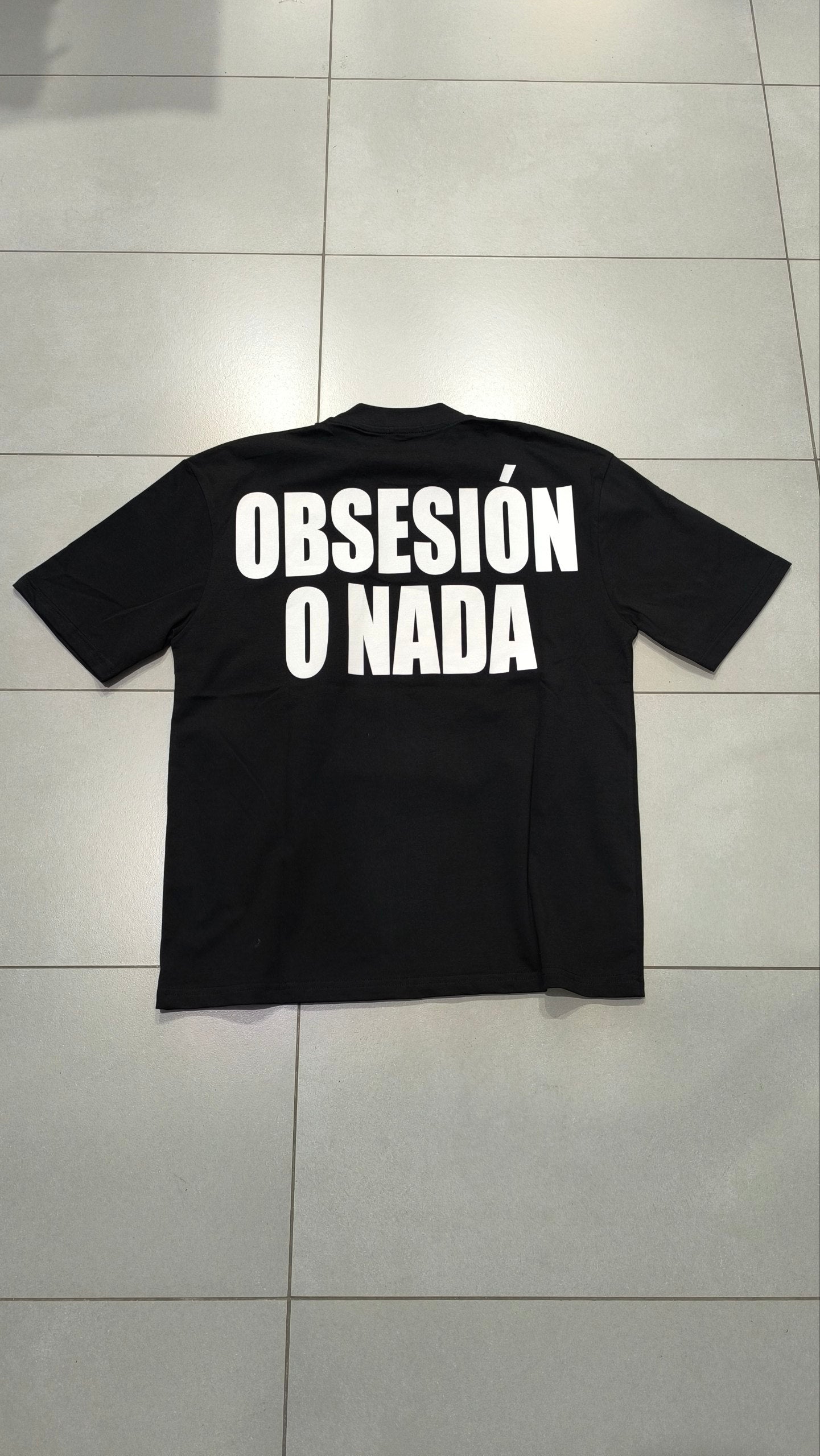 T-shirt nera uomo streetwear con stampa retro Obsesión o Nada
