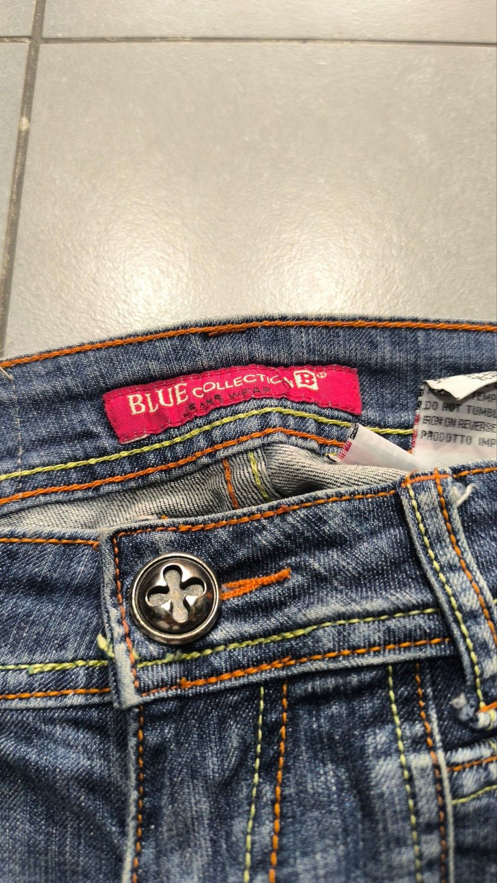 Denim Jeans Vintage Y2K Bootcut Flare Fit Low Waist Embroidered Particular (XS)