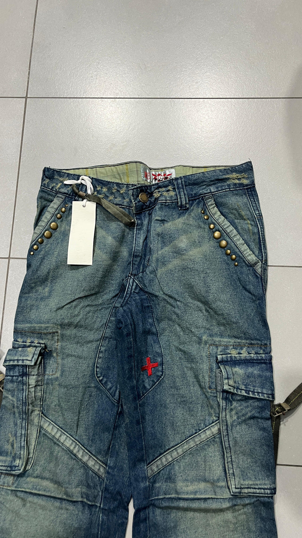 Jeans Baggy Fit Svasato con Lavaggio Particolare e Ricami