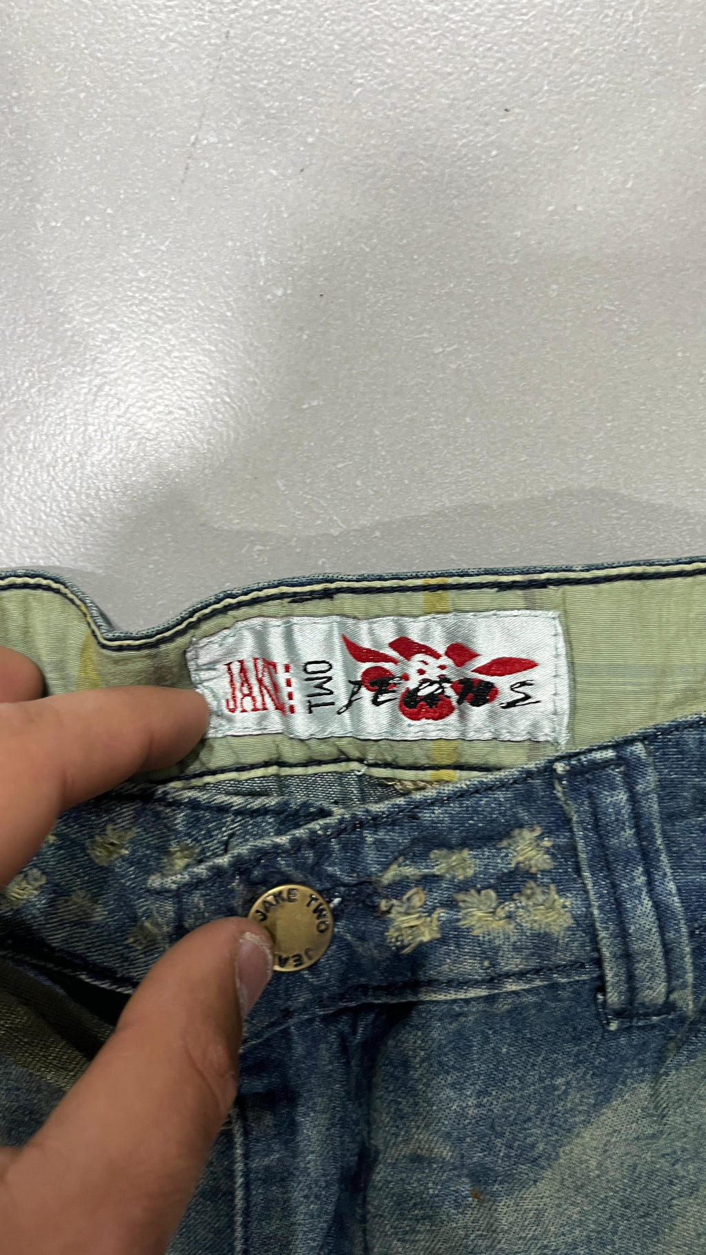Jeans Baggy Fit Svasato con Lavaggio Particolare e Ricami